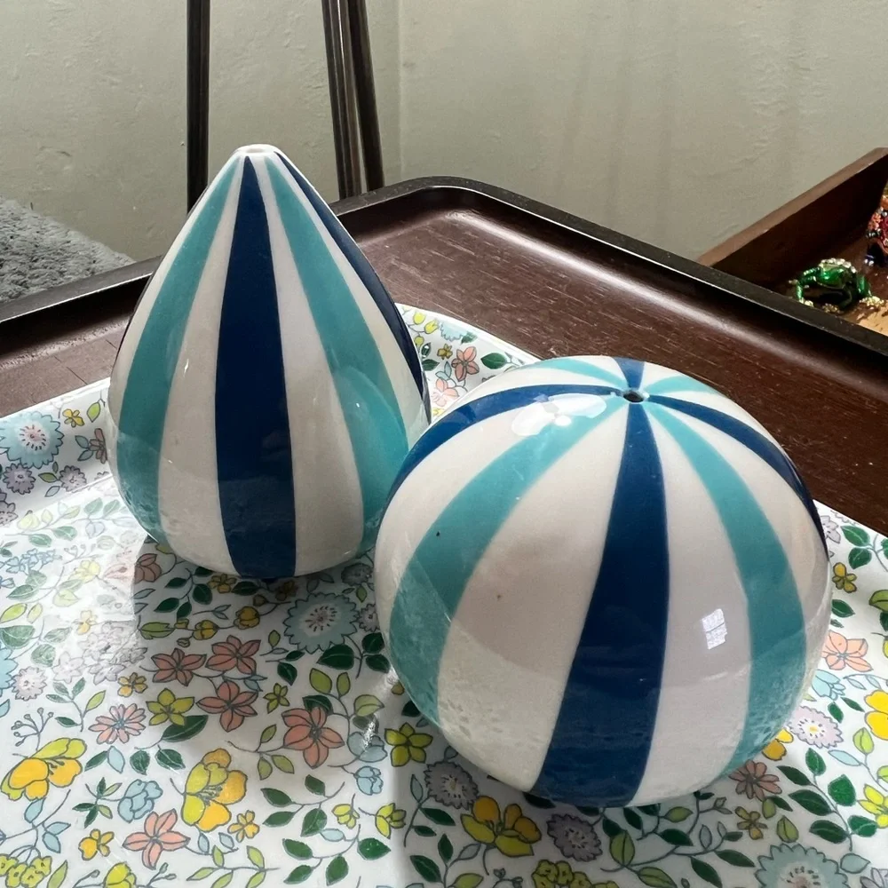 Jonathan Adler salt and pepper shakers from the “happy chic” collection.